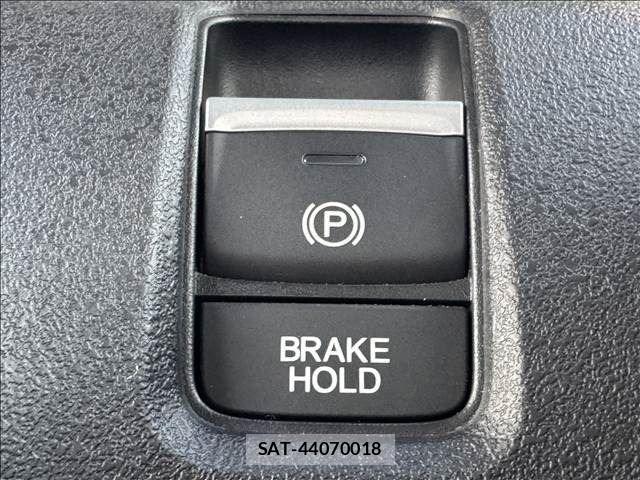 Honda N BOX CUSTOM 2023-10 8744596-24