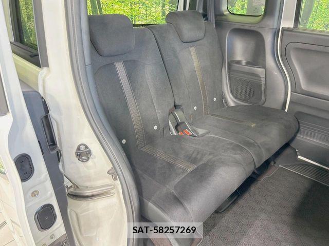 Honda N BOX CUSTOM 2017-12 8744688-8