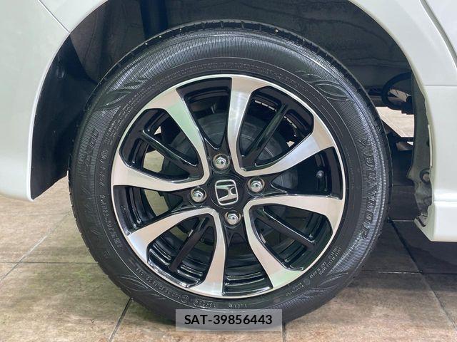 Honda N BOX CUSTOM 2023-11 8744589-17