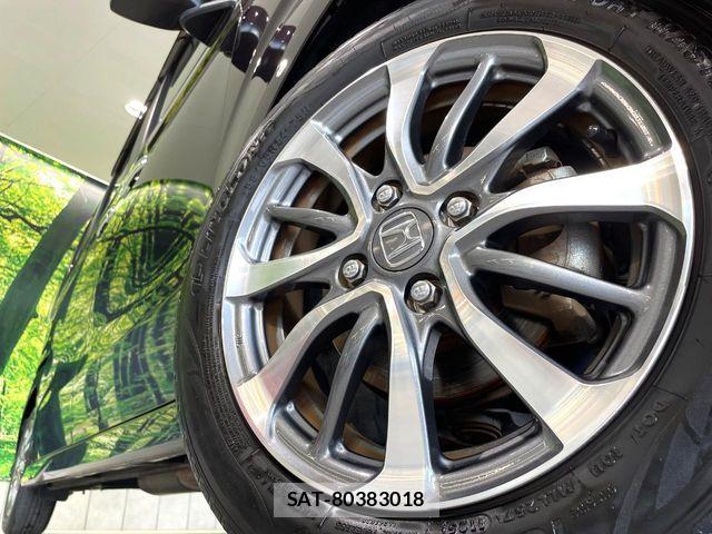 Honda N BOX CUSTOM 2023-01 8744654-12
