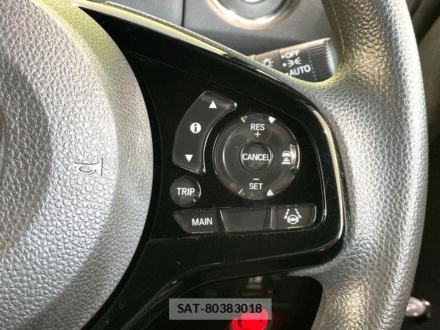 Honda N BOX CUSTOM 2023-01 8744654-5
