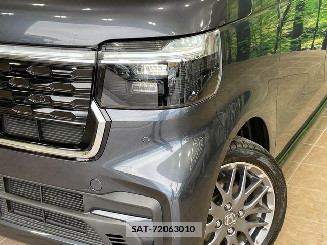 Honda N BOX CUSTOM 2024-05 8744593-11