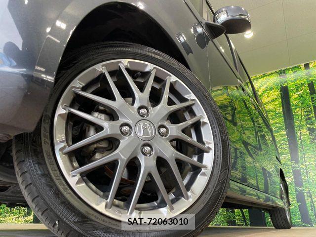 Honda N BOX CUSTOM 2024-05 8744593-12