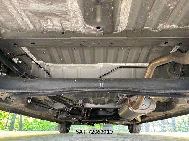 Honda N BOX CUSTOM 2024-05 8744593-18
