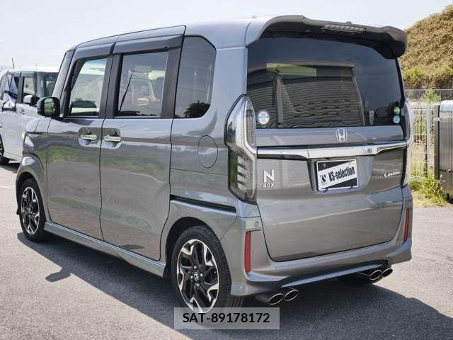 Honda N BOX CUSTOM 2018-02 8744683-8
