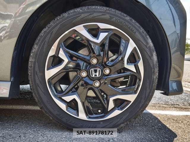 Honda N BOX CUSTOM 2018-02 8744683-15