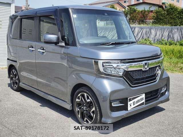 Honda N BOX CUSTOM 2018-02 8744683-4
