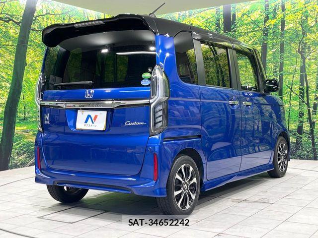 Honda N BOX CUSTOM 2017-11 8781339-16