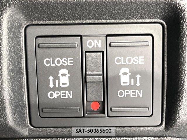 Honda N BOX CUSTOM 2026-08 8781280-4