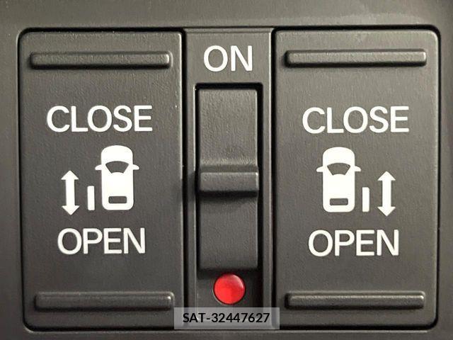 Honda N BOX CUSTOM 2022-11 8781313-5