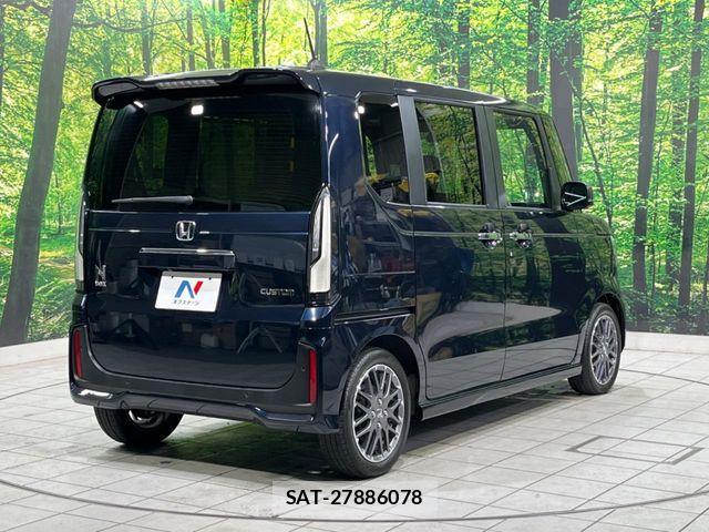 Honda N BOX CUSTOM 2023-11 8781294-16
