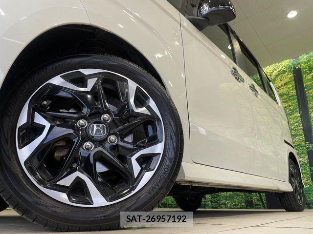 Honda N BOX CUSTOM 2018-03 8781328-12