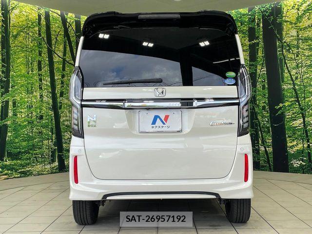 Honda N BOX CUSTOM 2018-03 8781328-14