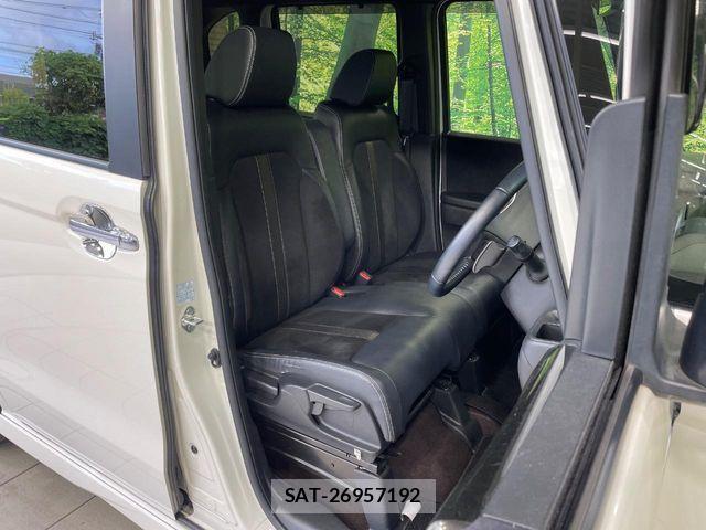 Honda N BOX CUSTOM 2018-03 8781328-7