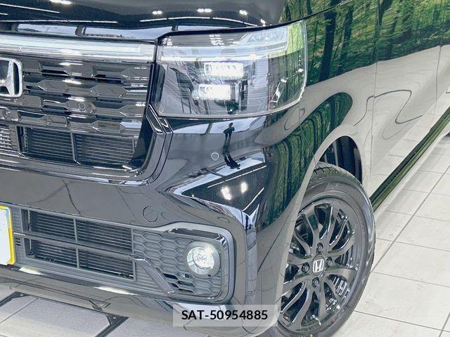 Honda N BOX CUSTOM 2026-08 8781300-11