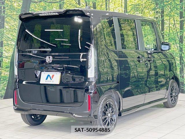Honda N BOX CUSTOM 2026-08 8781300-16