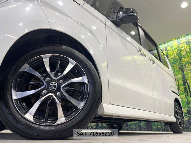 Honda N BOX CUSTOM 2020-04 8781329-12