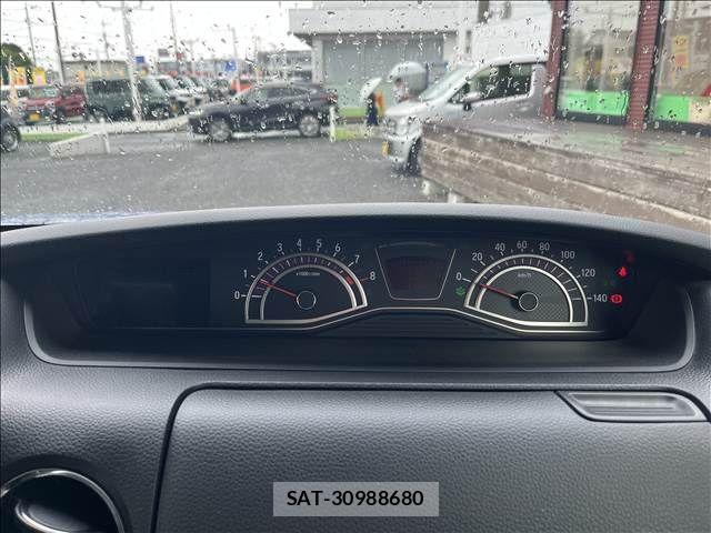 Honda N BOX CUSTOM 2018-03 8781336-10