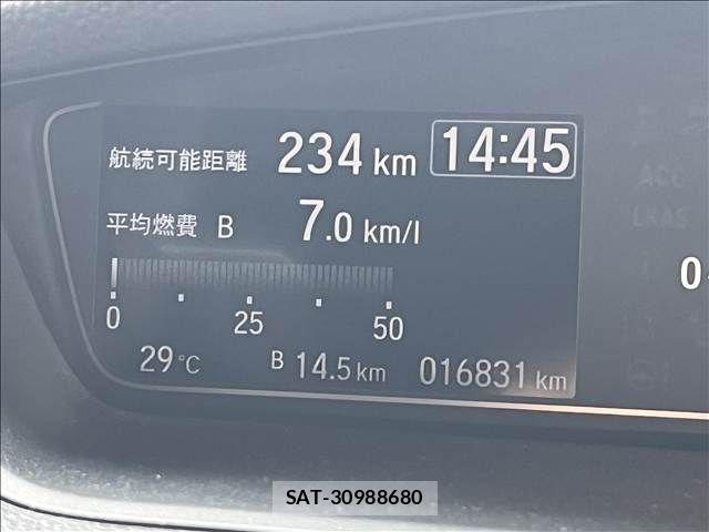 Honda N BOX CUSTOM 2018-03 8781336-11