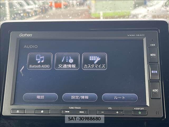Honda N BOX CUSTOM 2018-03 8781336-21