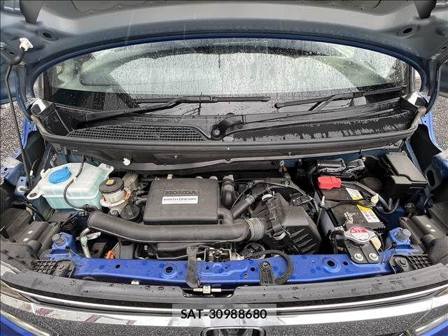 Honda N BOX CUSTOM 2018-03 8781336-29