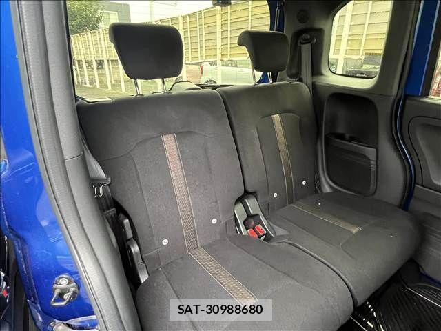 Honda N BOX CUSTOM 2018-03 8781336-3