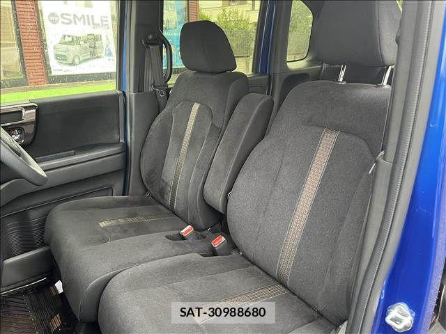 Honda N BOX CUSTOM 2018-03 8781336-7