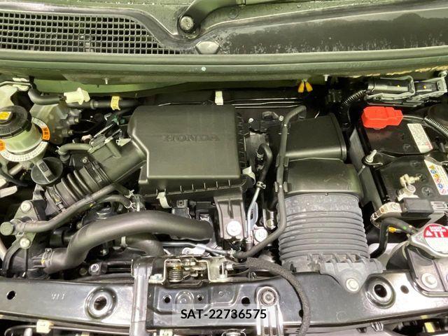 Honda N BOX CUSTOM 2022-01 8781297-17