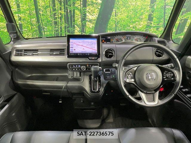 Honda N BOX CUSTOM 2022-01 8781297-1