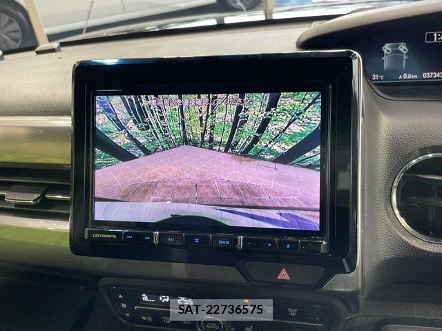 Honda N BOX CUSTOM 2022-01 8781297-3