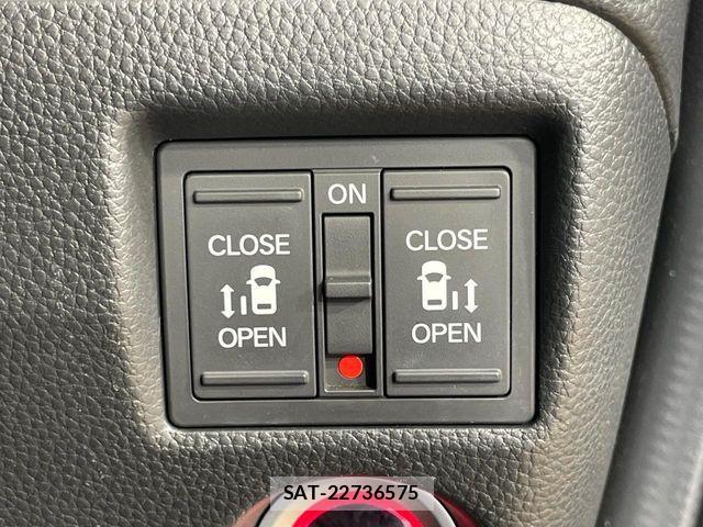 Honda N BOX CUSTOM 2022-01 8781297-4