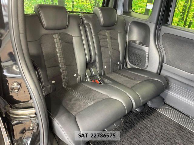 Honda N BOX CUSTOM 2022-01 8781297-8