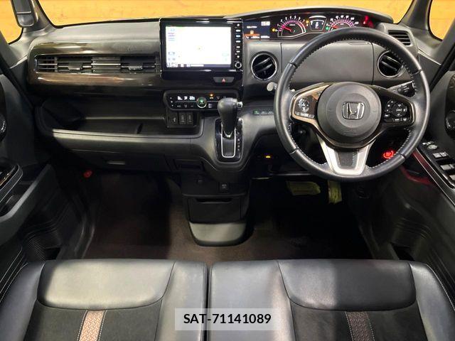Honda N BOX CUSTOM 2018-07 8781347-1