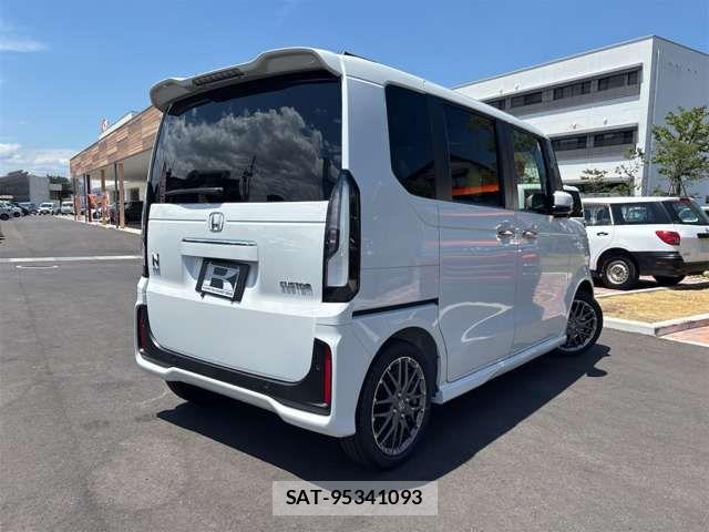 Honda N BOX CUSTOM 2026-06 8781296-16