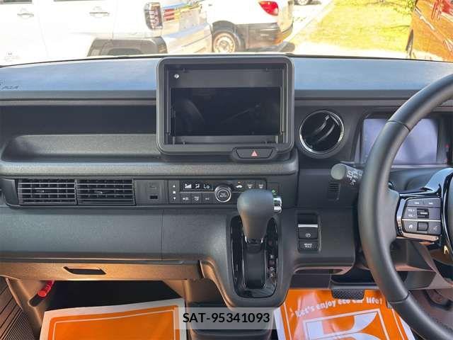 Honda N BOX CUSTOM 2026-06 8781296-19