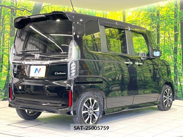 Honda N BOX CUSTOM 2019-02 8781333-16