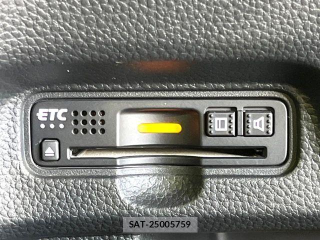 Honda N BOX CUSTOM 2019-02 8781333-4