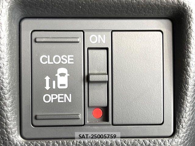 Honda N BOX CUSTOM 2019-02 8781333-6