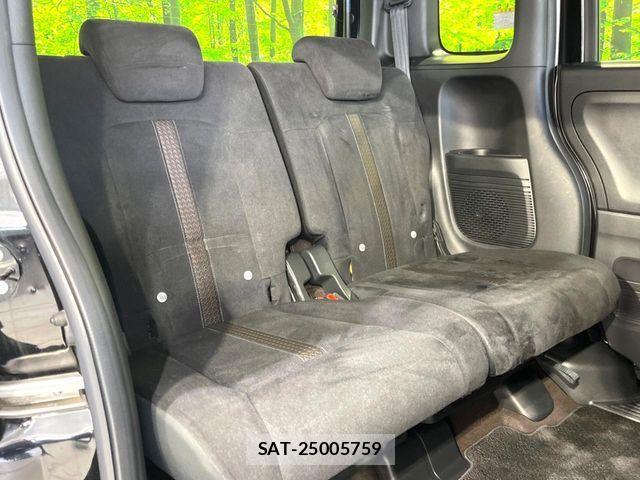 Honda N BOX CUSTOM 2019-02 8781333-8