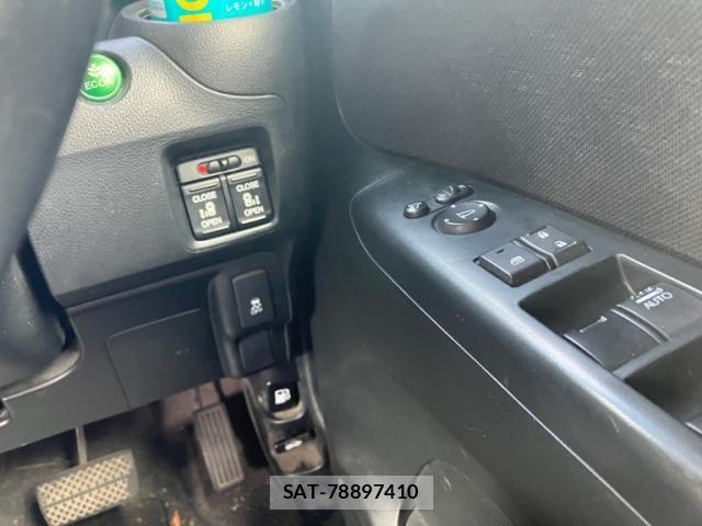 Honda N BOX CUSTOM 2013-10 8781377-16