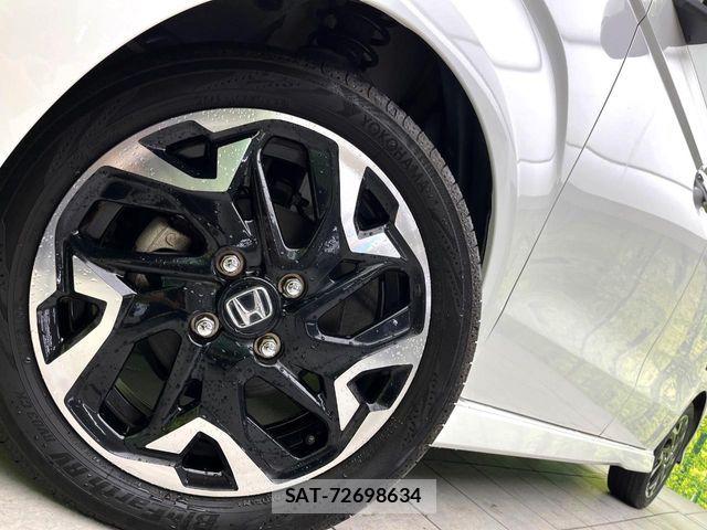 Honda N BOX CUSTOM 2020-01 8781326-12