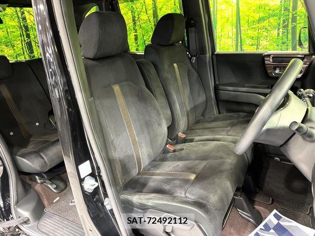 Honda N BOX CUSTOM 2018-03 8781334-9