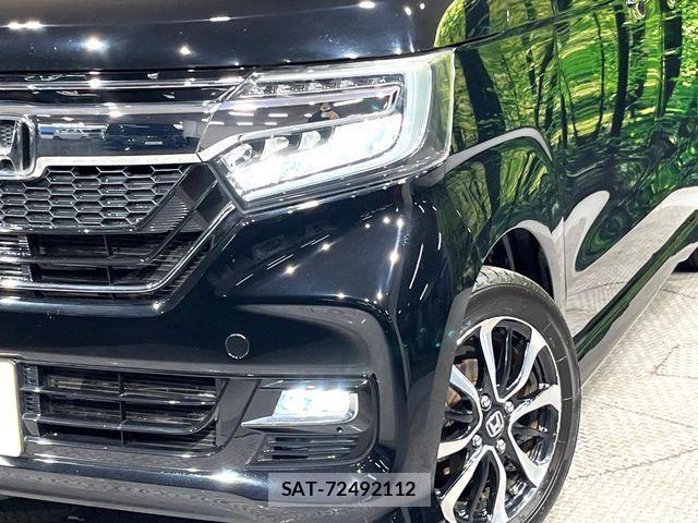 Honda N BOX CUSTOM 2018-03 8781334-12