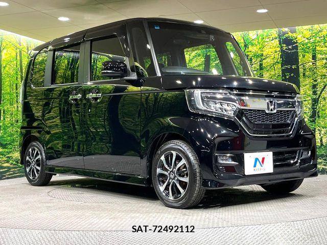 Honda N BOX CUSTOM 2018-03 8781334-16