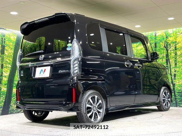 Honda N BOX CUSTOM 2018-03 8781334-17