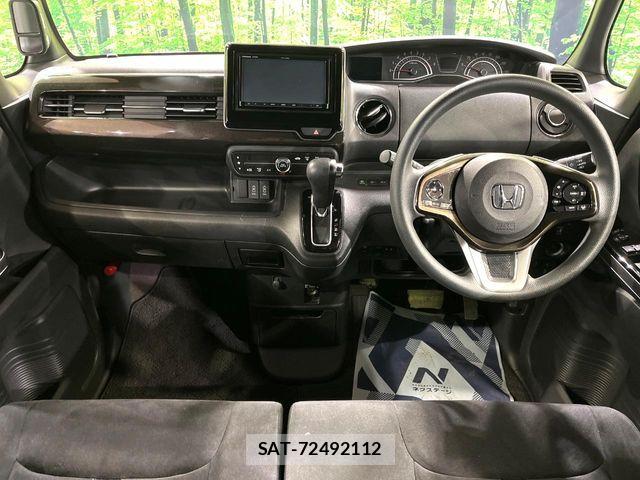 Honda N BOX CUSTOM 2018-03 8781334-1