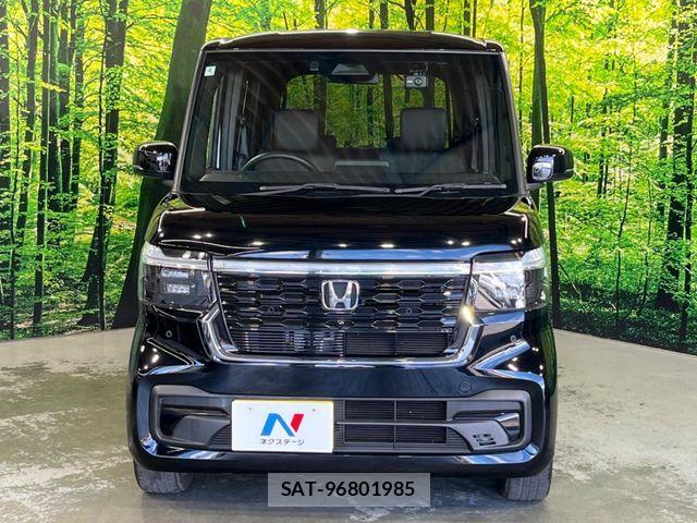 Honda N BOX CUSTOM 2024-04 8781290-13