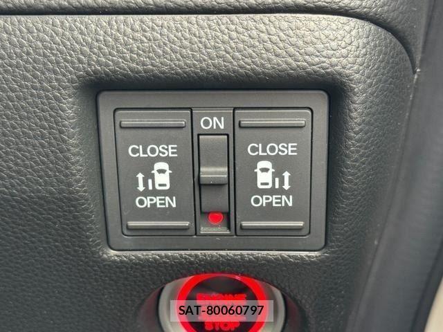 Honda N BOX CUSTOM 2019-01 8781337-25