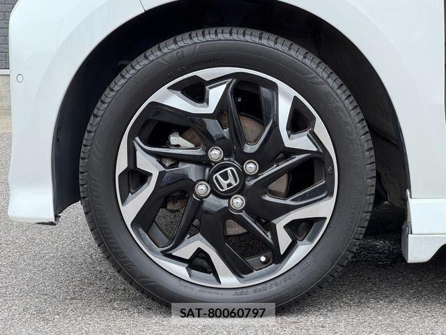 Honda N BOX CUSTOM 2019-01 8781337-7