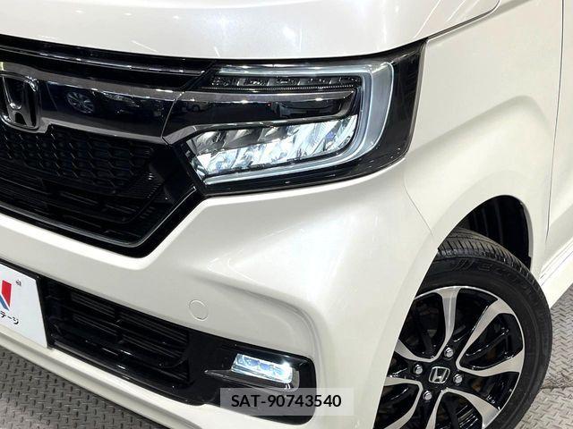 Honda N BOX CUSTOM 2018-01 8781325-11
